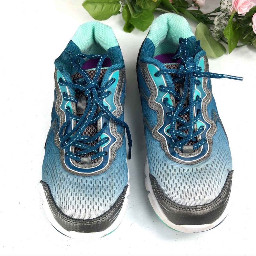 Fila Female Athletic Sneaker Blue Green Size 6.5